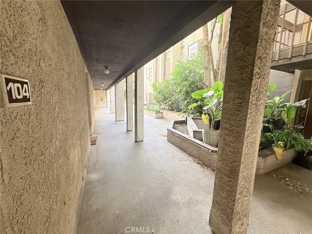 2121 Scott Road - Photo 3