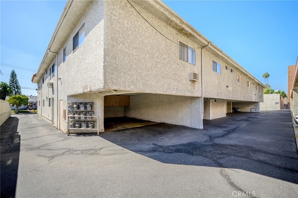 521 E Lomita Avenue - Photo 19
