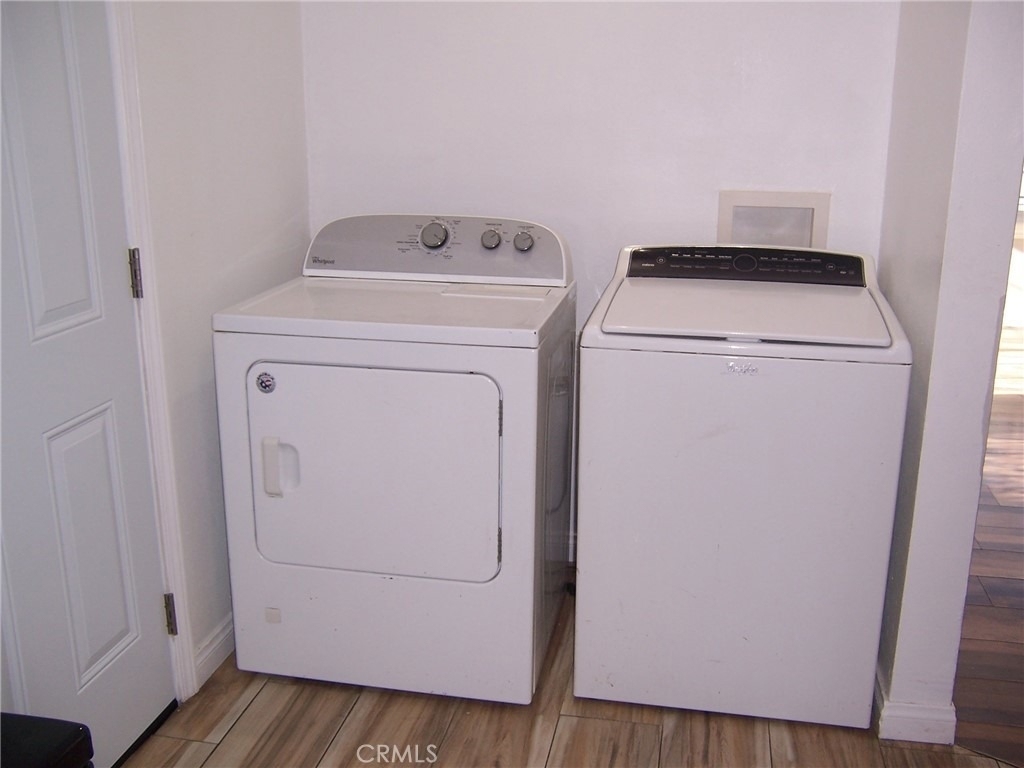 1023 S Castlegate - Photo 6