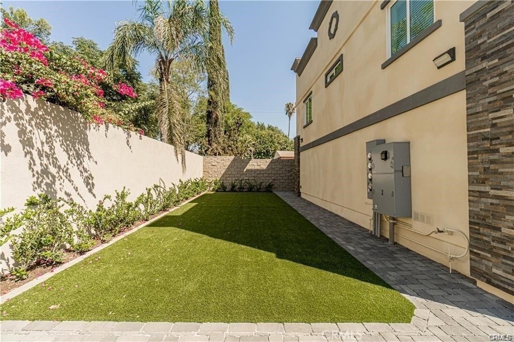 217 N. San Antonio Avenue - Photo 17