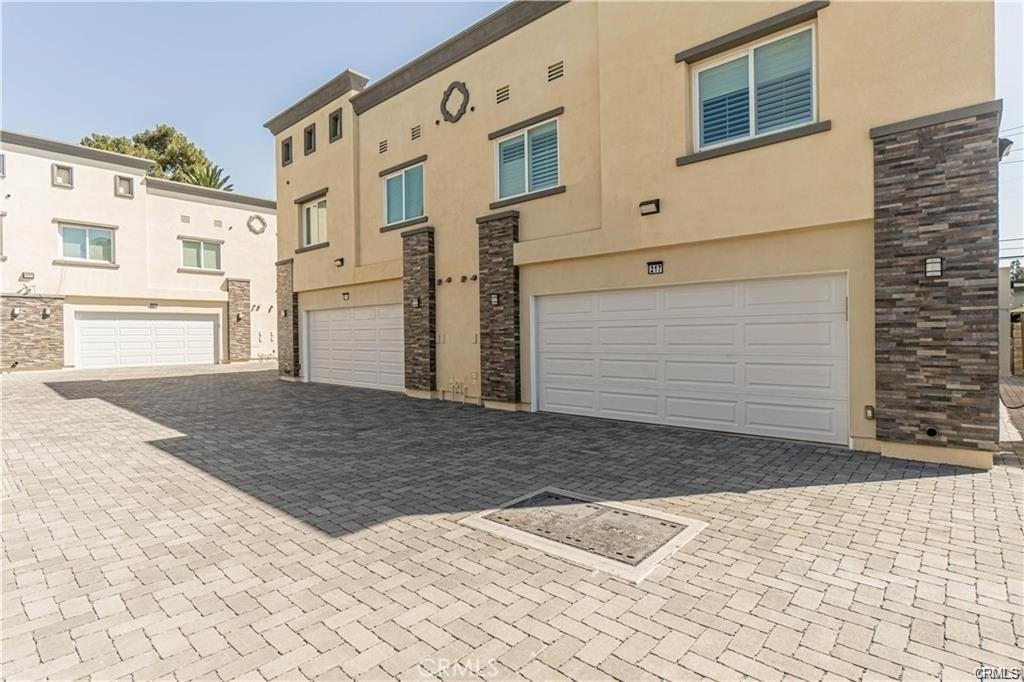 217 N. San Antonio Avenue - Photo 15