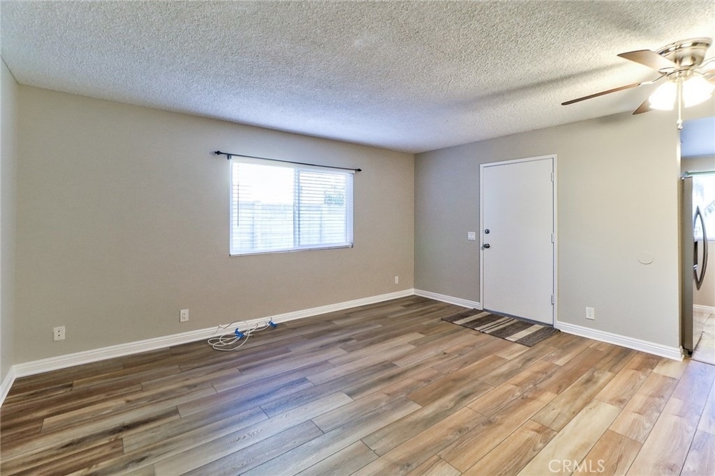 317 W 1st - Photo 7
