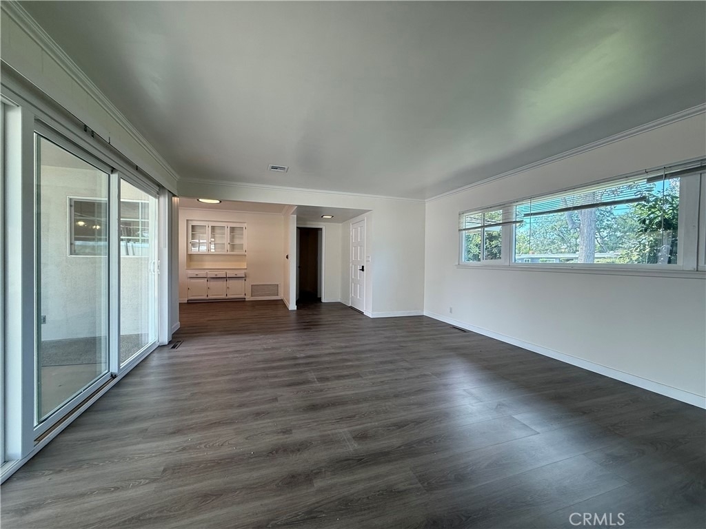 1410 S 5th Avenue - Photo 3