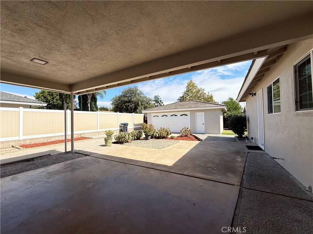 1410 S 5th Avenue - Photo 24