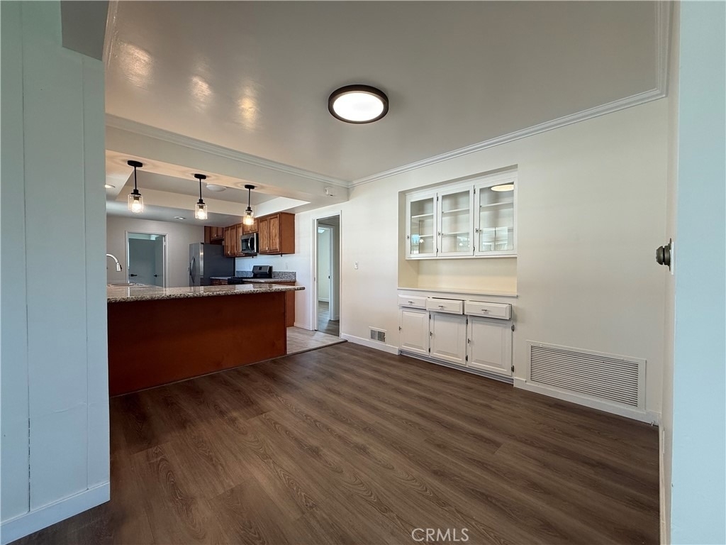 1410 S 5th Avenue - Photo 4