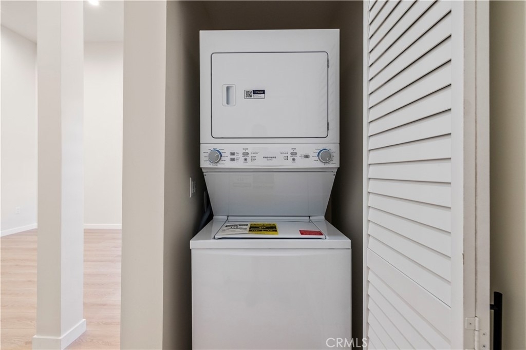 835 E Lomita - Photo 7