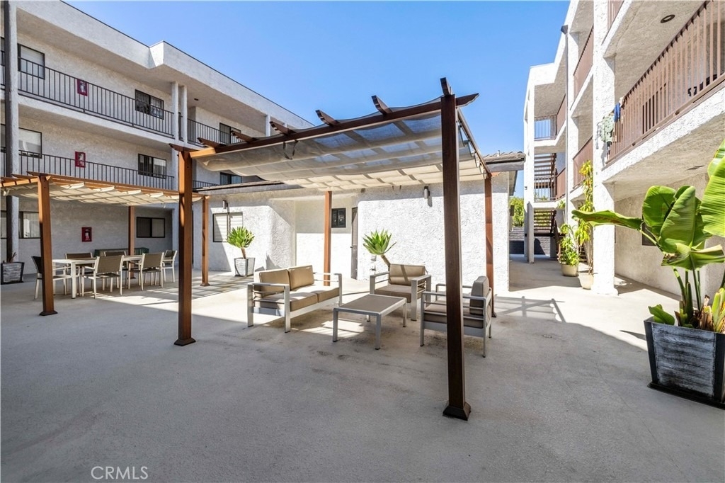 835 E Lomita - Photo 1