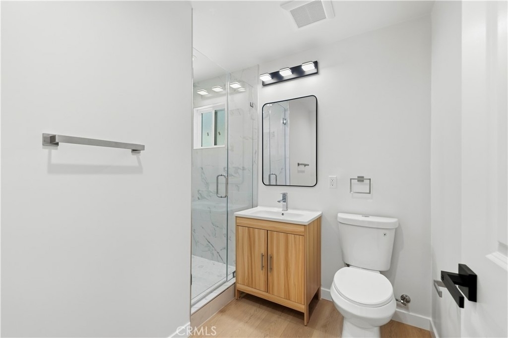 835 E Lomita - Photo 10