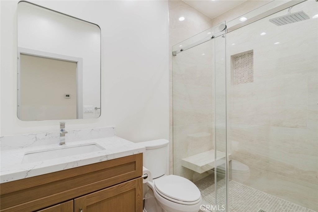 11856 Arminta Street - Photo 8