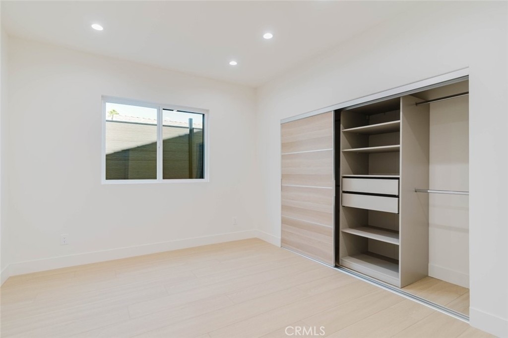 11856 Arminta Street - Photo 10