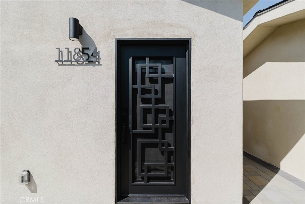 11854 Arminta Street - Photo 1