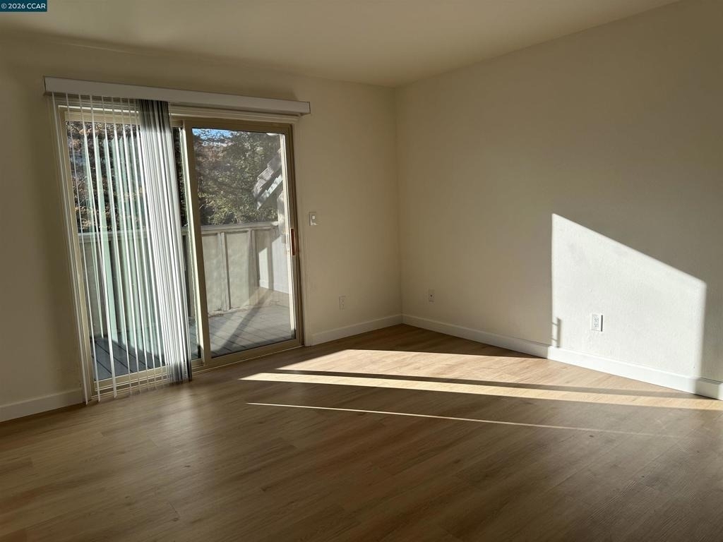 2195 Lakeview Cir - Photo 6