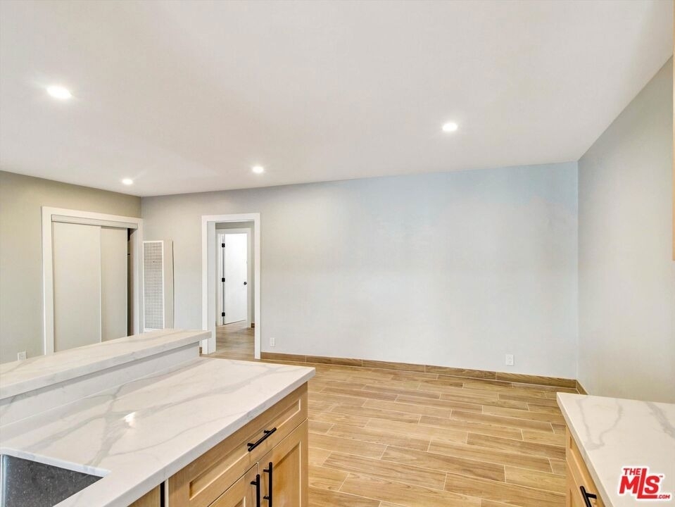 8415 Willis Avenue - Photo 14