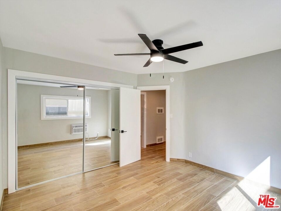 8415 Willis Avenue - Photo 17