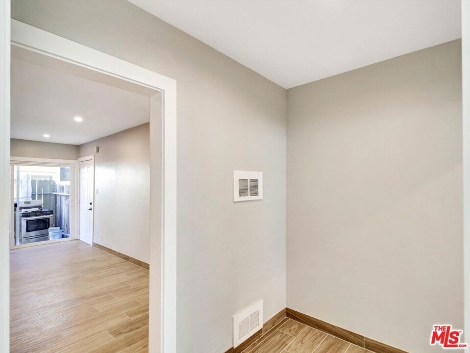 8415 Willis Avenue - Photo 19