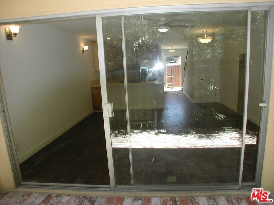 3603 Mentone Avenue - Photo 5