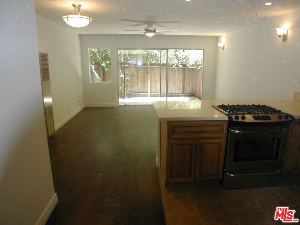3603 Mentone Avenue - Photo 10