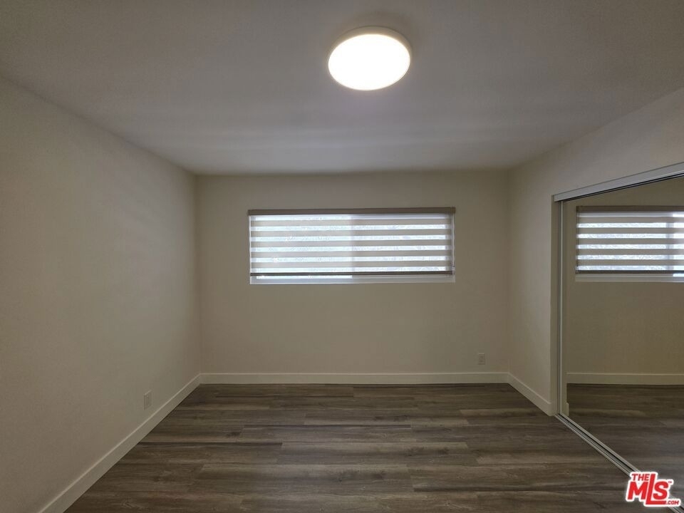 1760 S Bentley Avenue - Photo 32