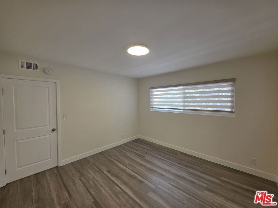 1760 S Bentley Avenue - Photo 33