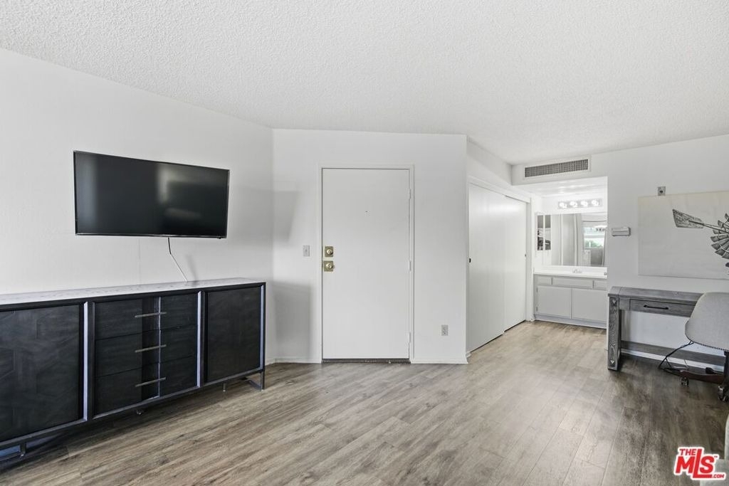 3600 Bagley Avenue - Photo 9