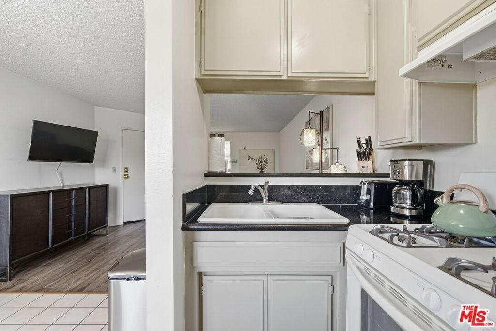 3600 Bagley Avenue - Photo 6