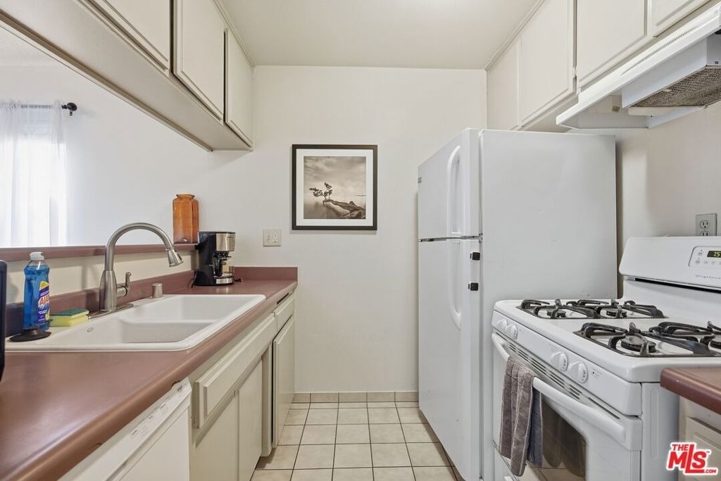 3600 Bagley Avenue - Photo 5