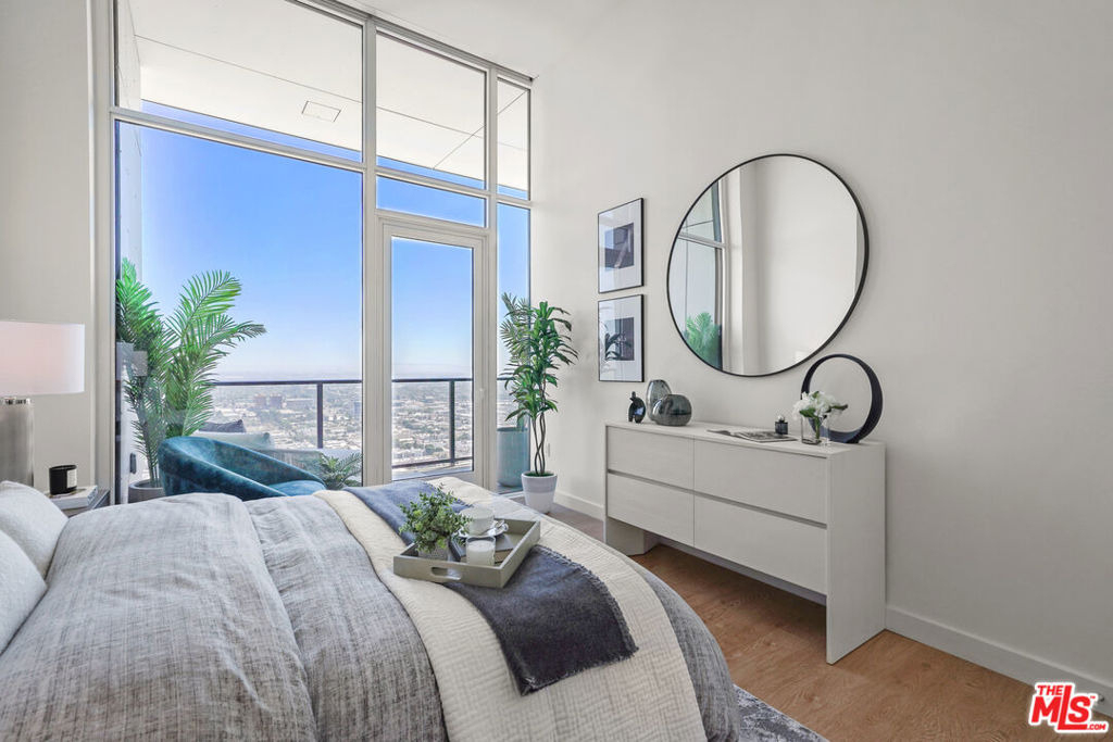 11750 Wilshire Boulevard - Photo 25