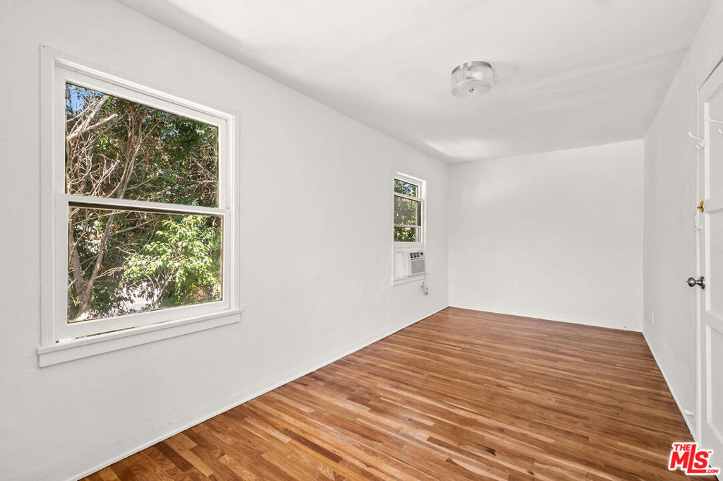 2004 Echo Park Avenue - Photo 15