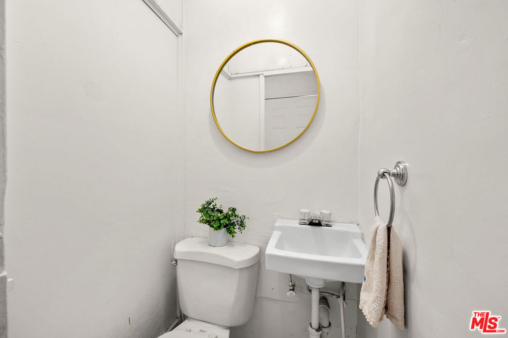 2004 Echo Park Avenue - Photo 13