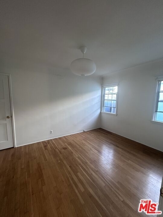 12444 Greene Avenue - Photo 6