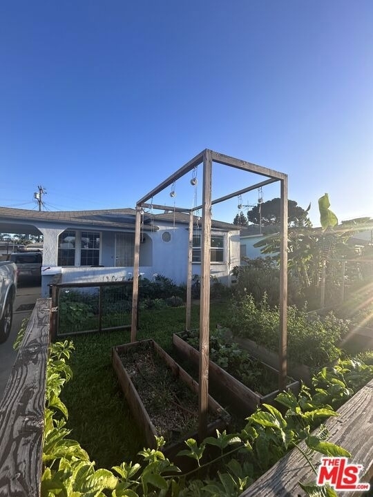 12444 Greene Avenue - Photo 4