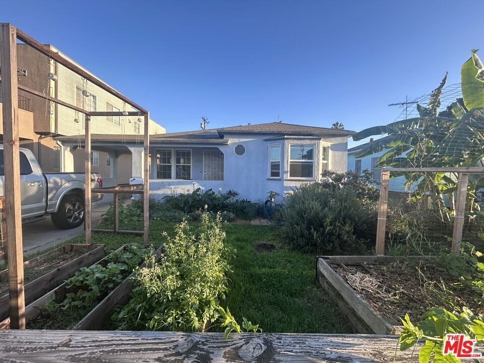 12444 Greene Avenue - Photo 17