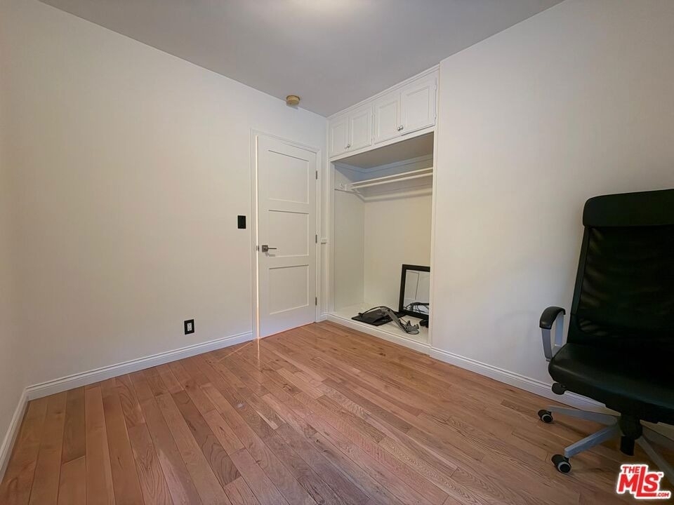 3323 Reta Street - Photo 16
