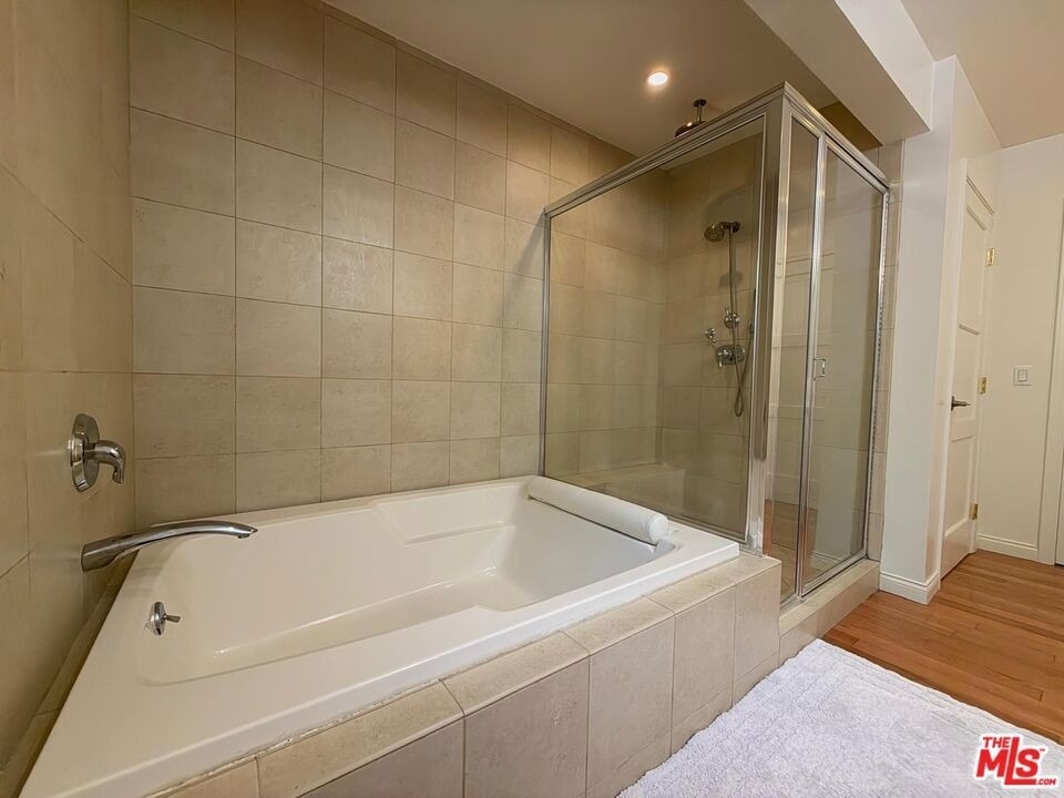 3323 Reta Street - Photo 26