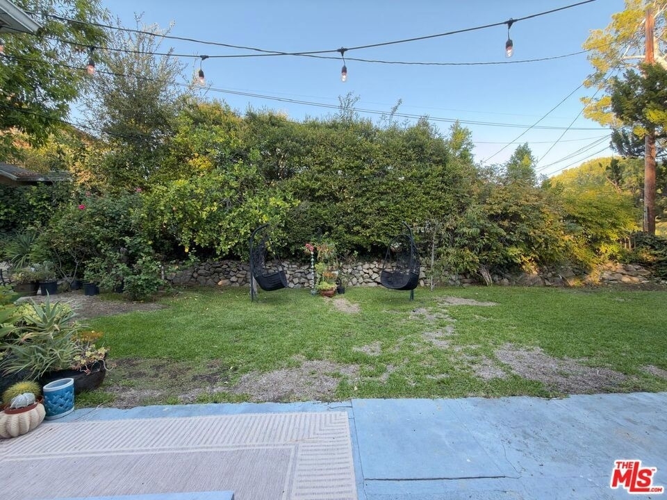 3323 Reta Street - Photo 38