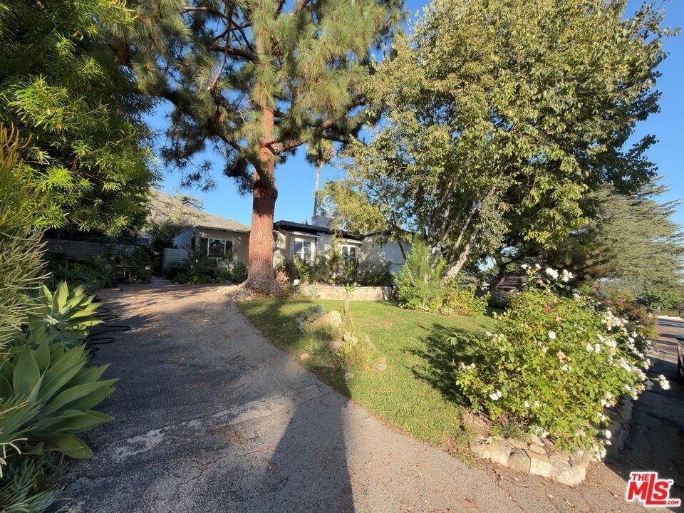 3323 Reta Street - Photo 41