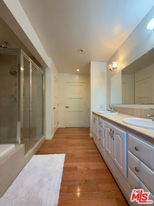 3323 Reta Street - Photo 25