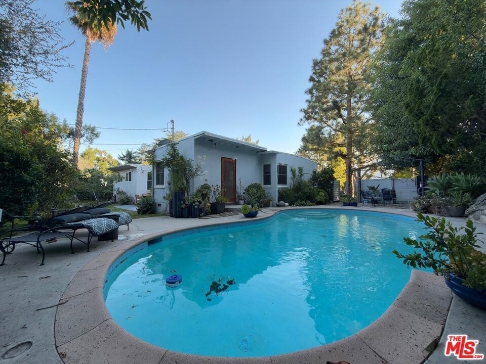3323 Reta Street - Photo 34