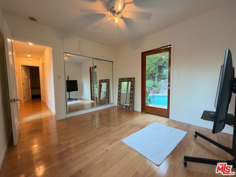 3323 Reta Street - Photo 19