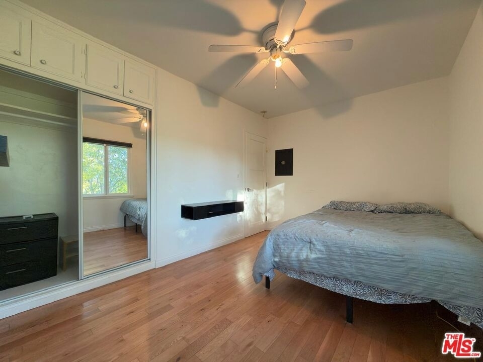 3323 Reta Street - Photo 13