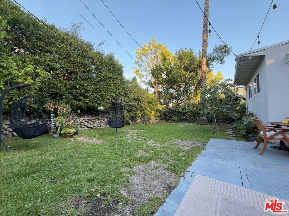 3323 Reta Street - Photo 36