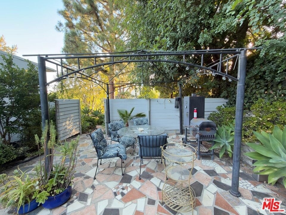 3323 Reta Street - Photo 29