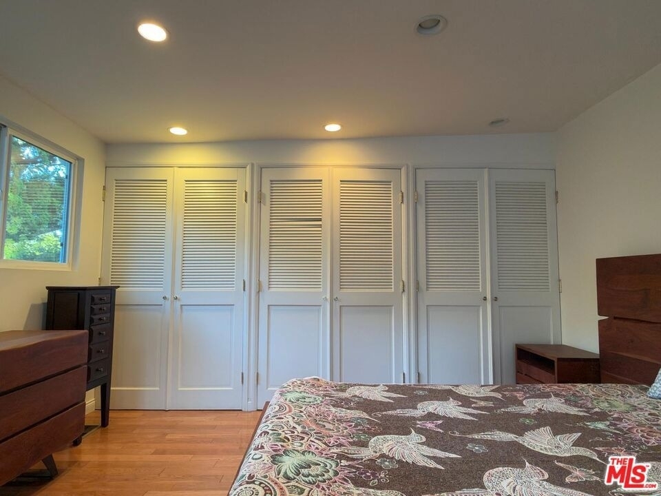 3323 Reta Street - Photo 23