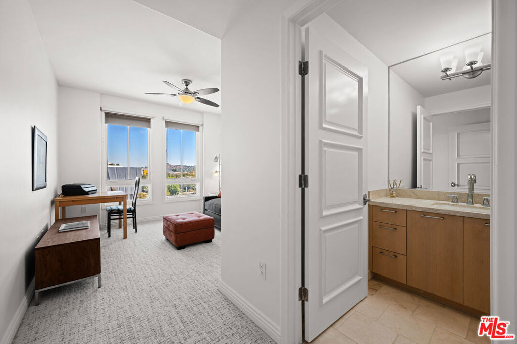 556 Caruso Avenue - Photo 22