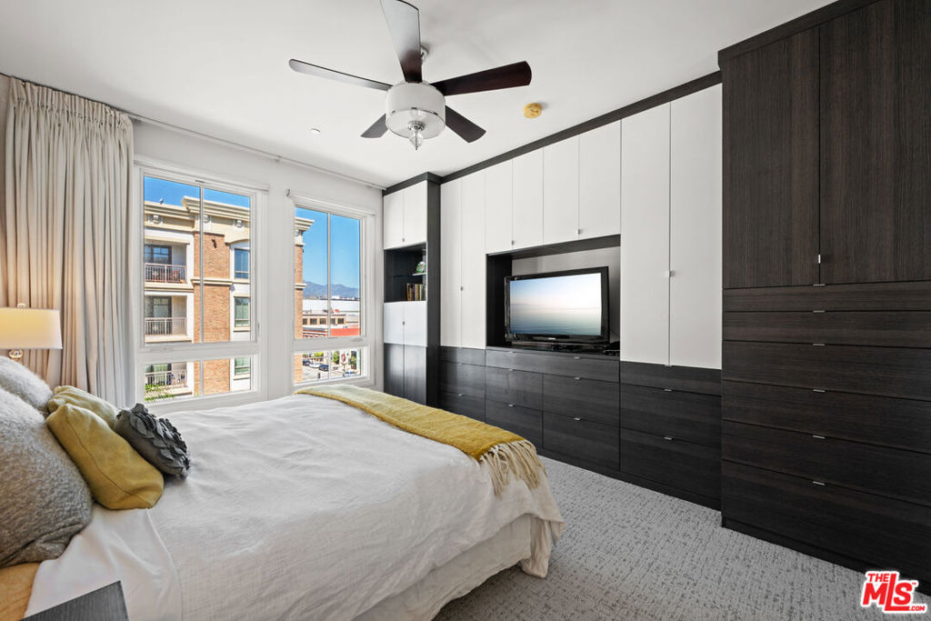 556 Caruso Avenue - Photo 14