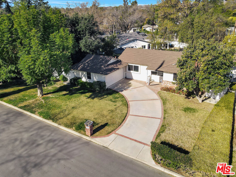 23153 Gonzales Drive - Photo 26
