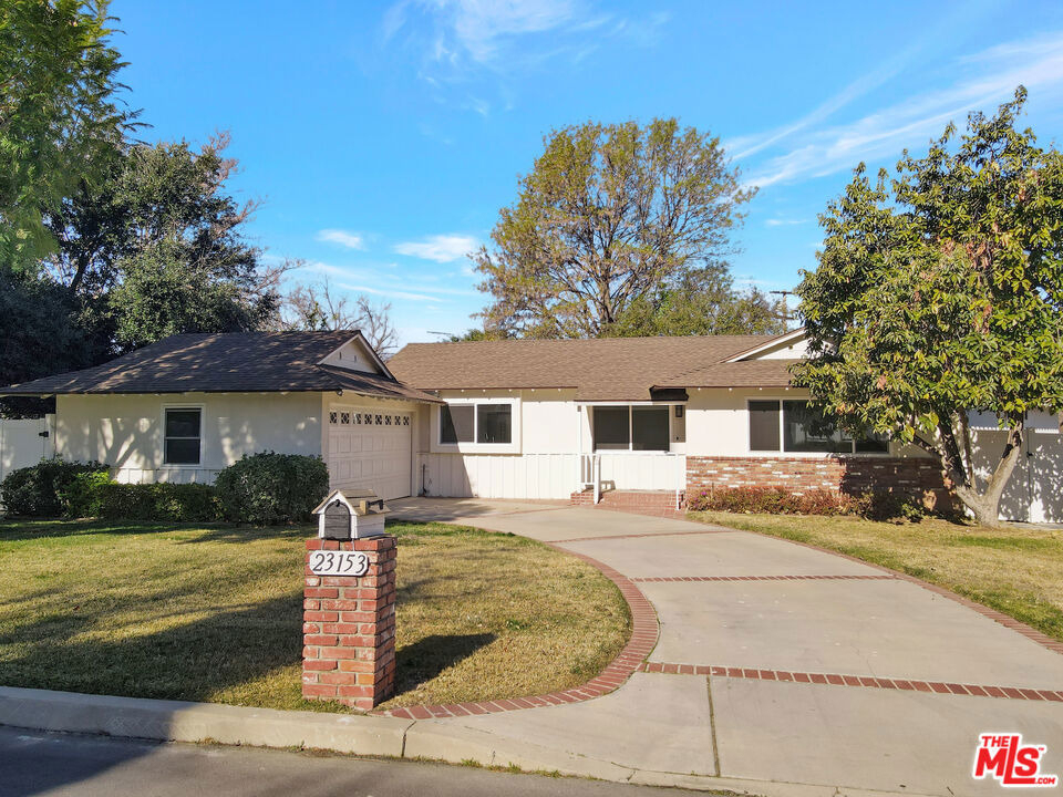 23153 Gonzales Drive - Photo 25