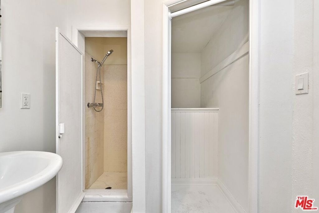 1016 S Oxford Avenue - Photo 14