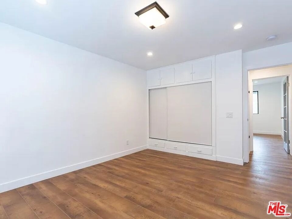 858 Oneonta Drive - Photo 9