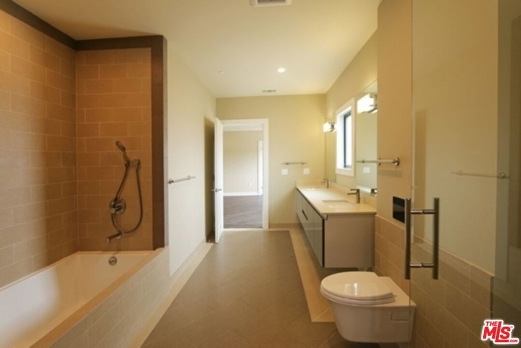 12234 Montana Avenue - Photo 13